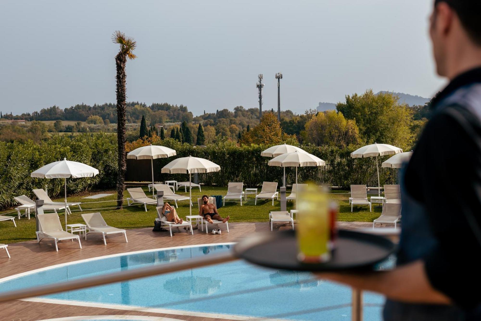 Villa Luisa Resort & Luxury Apartments San Felice del Benaco Exterior foto