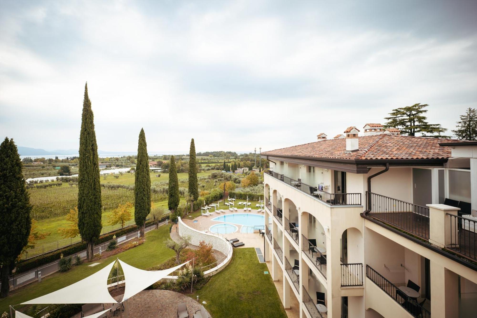 Villa Luisa Resort & Luxury Apartments San Felice del Benaco Exterior foto